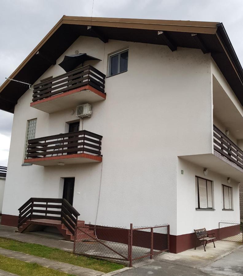 Apartman Atelier Karlovac Exteriér fotografie